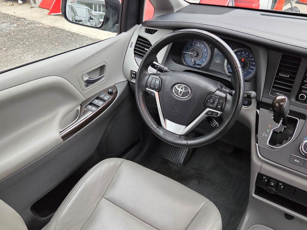 Used 2020 Toyota Sienna Limited 7 Passenger Van