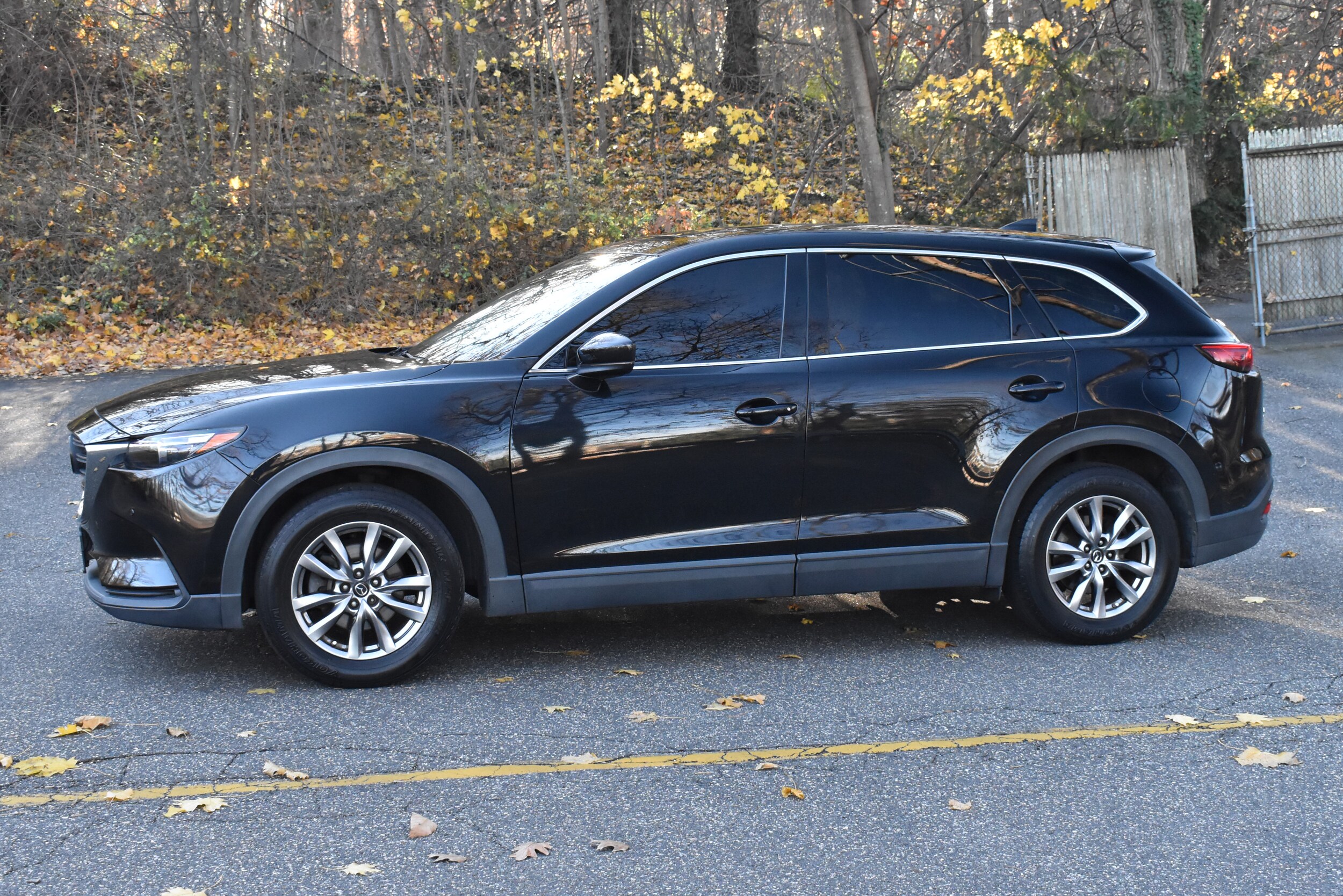 2018 Mazda CX-9 Touring photo 2