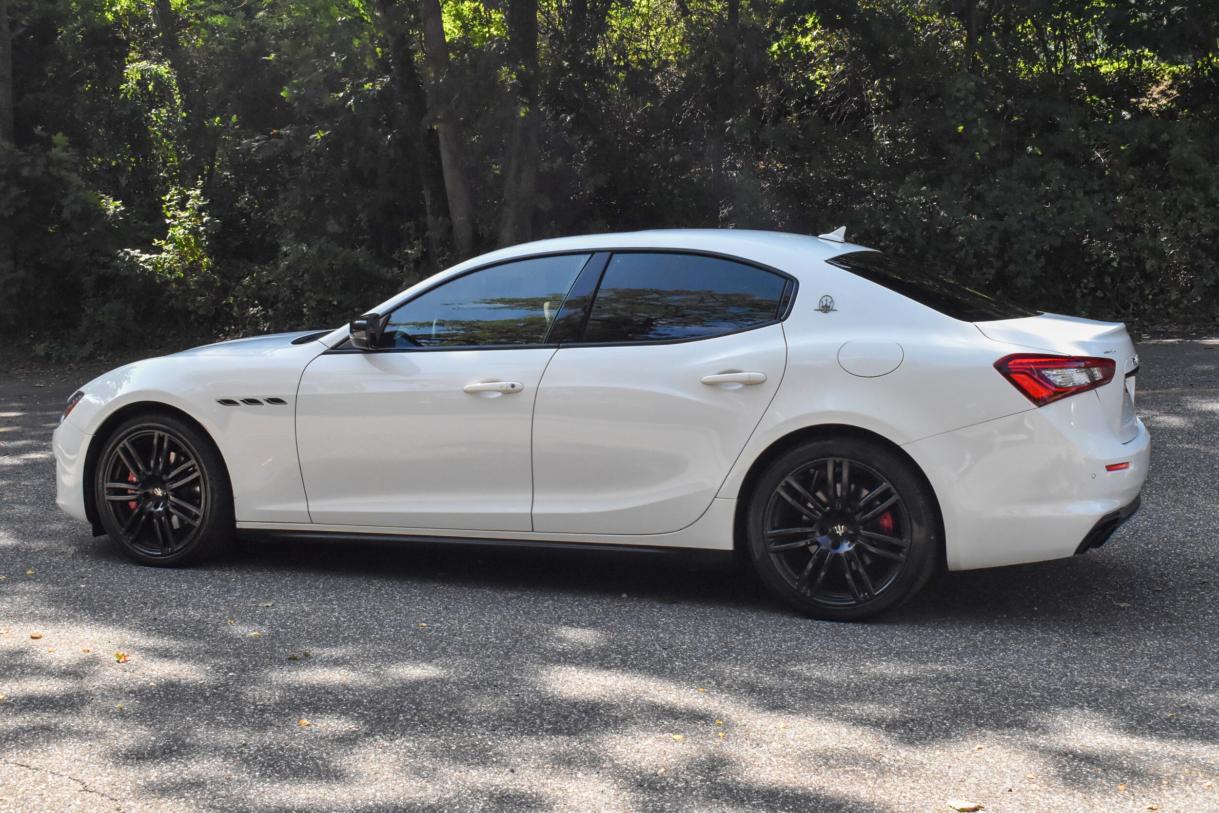2019 Maserati Ghibli S photo 3