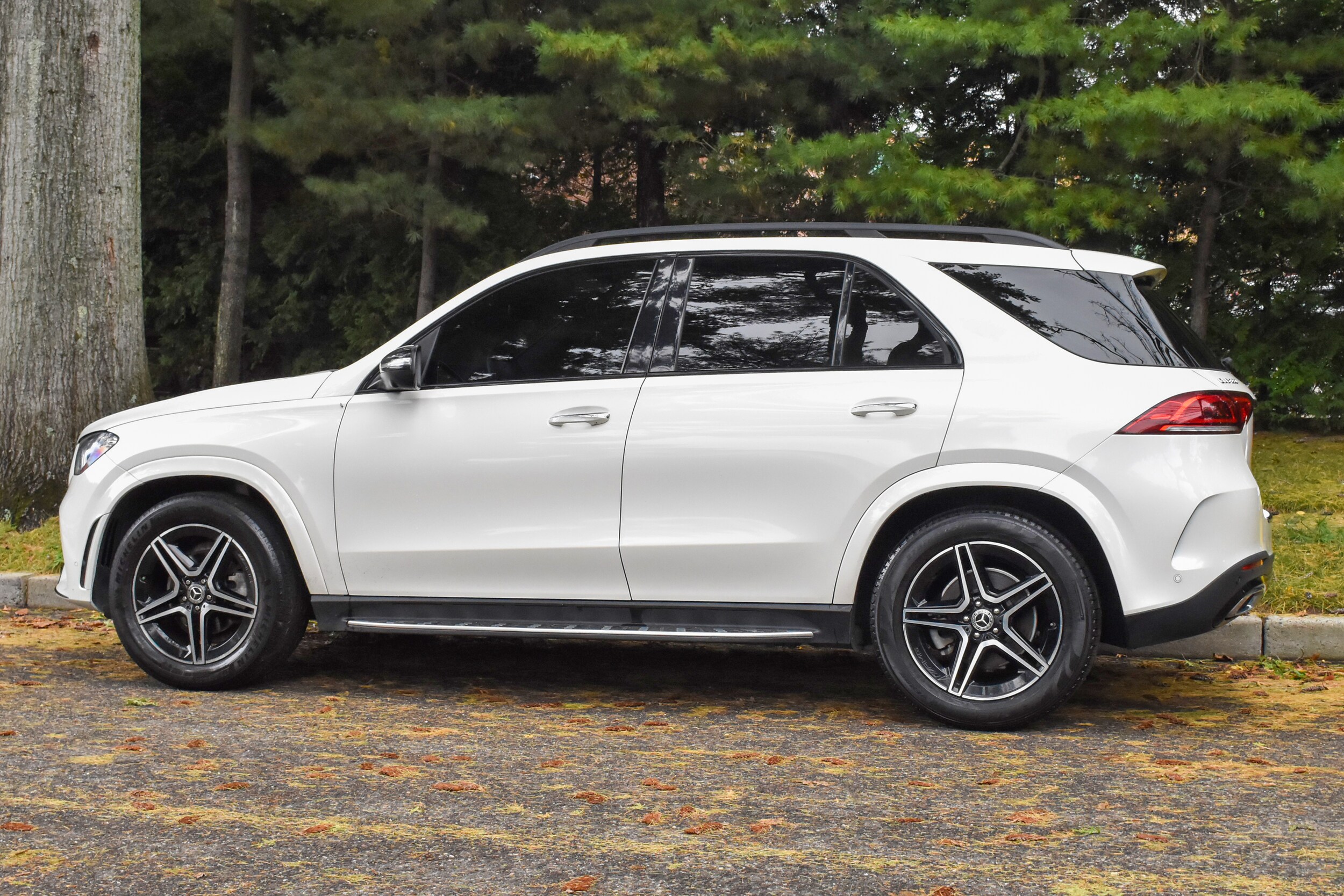 2022 Mercedes Benz GLE 350 4MATIC photo 3