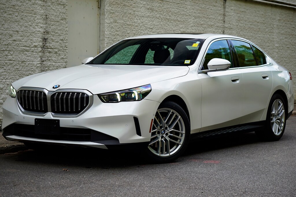 Used 2025 BMW 530i xDrive Sedan