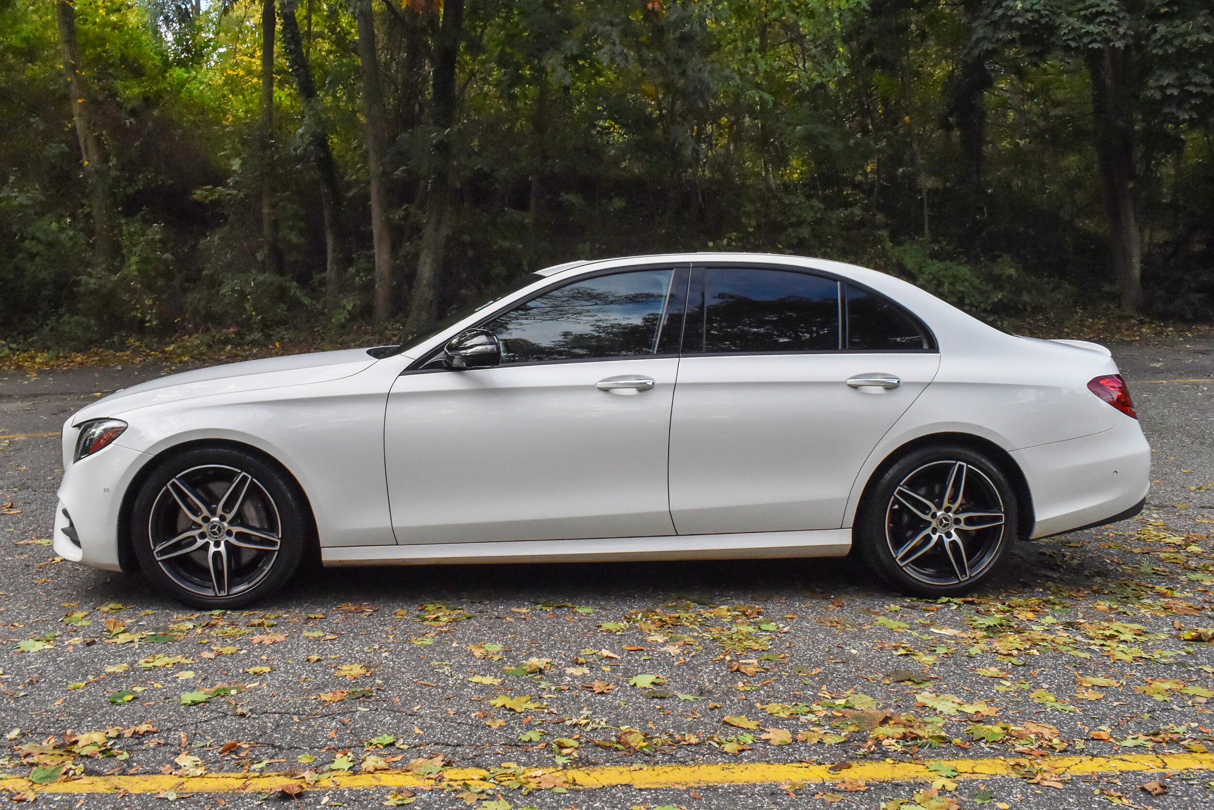 2020 Mercedes Benz E 350 photo 2