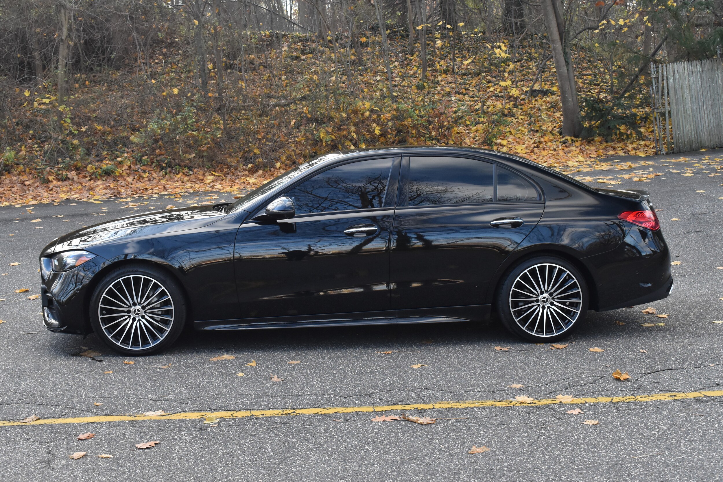 2024 Mercedes Benz C 300 photo 3