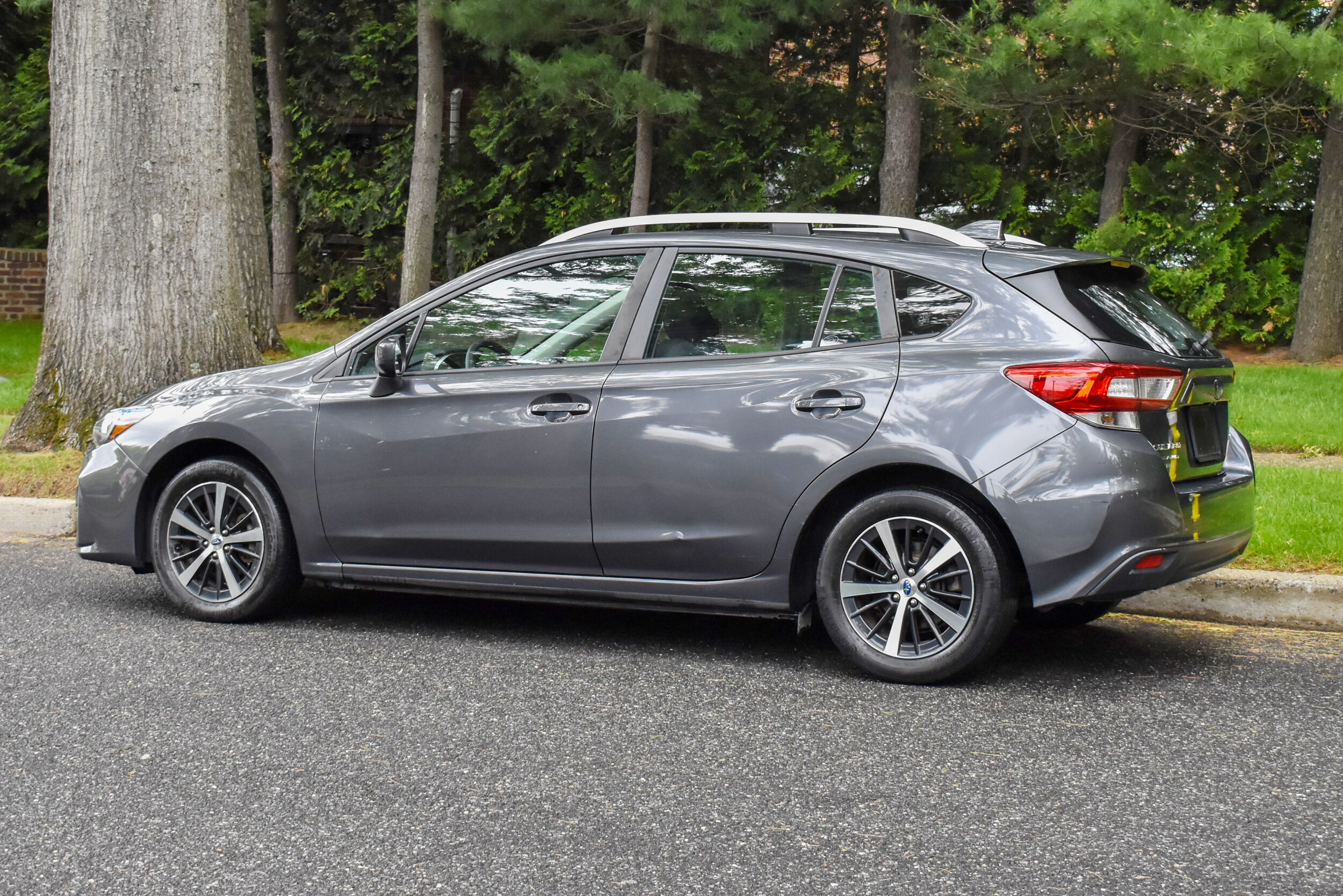2019 Subaru Impreza 2.0i Premium photo 4