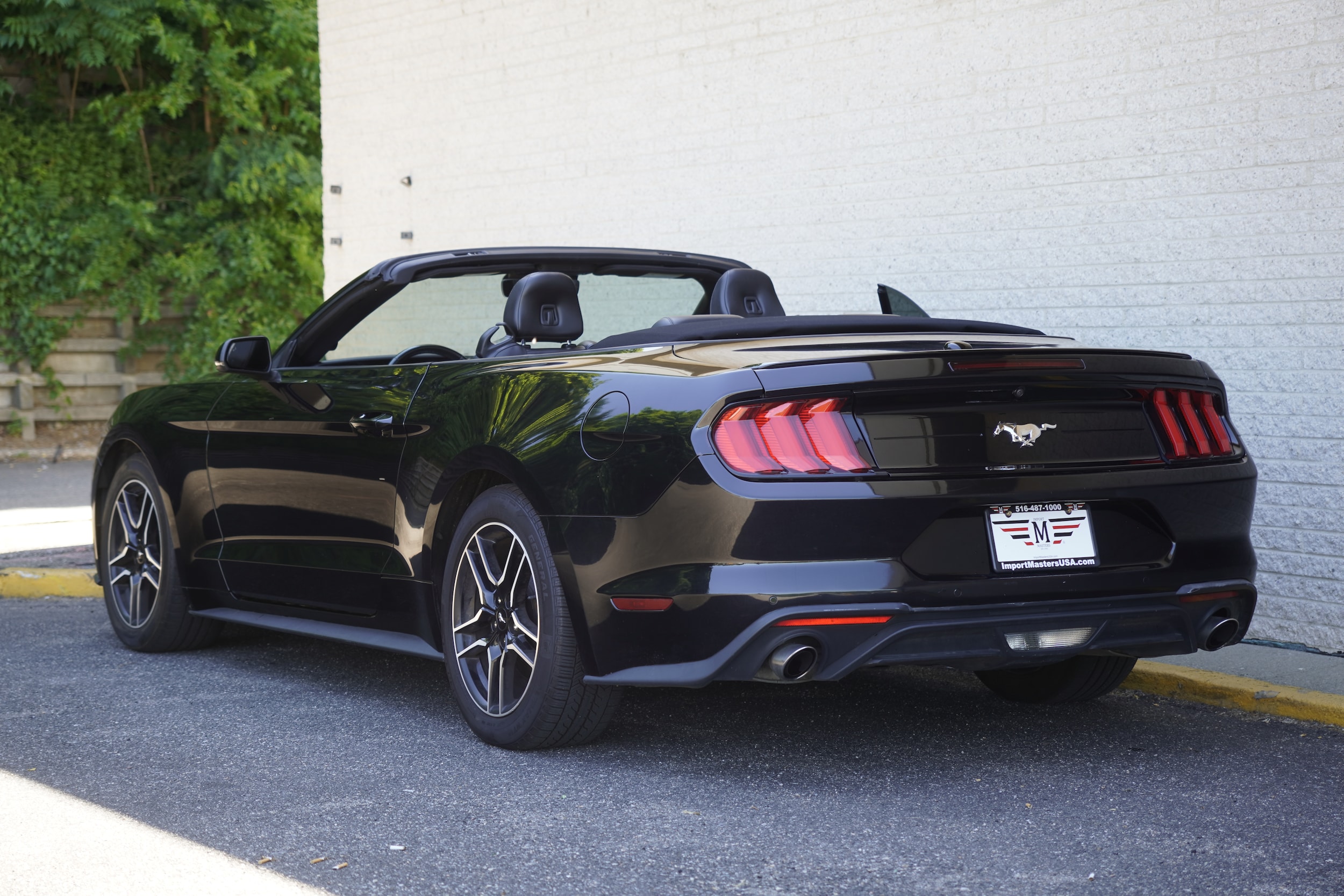 2023 Ford Mustang EcoBoost Premium - Photo 8
