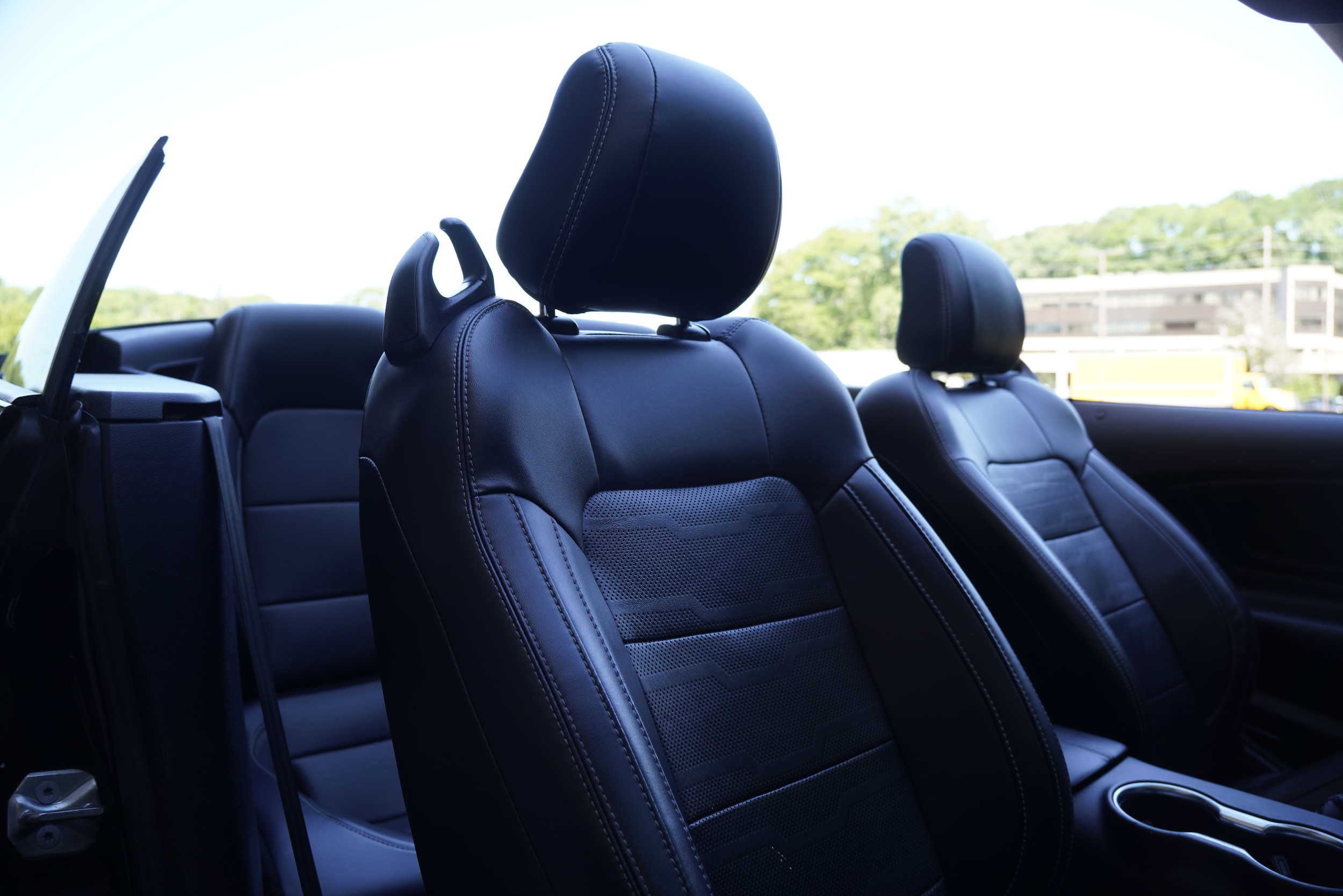 2023 Ford Mustang EcoBoost Premium - Photo 38