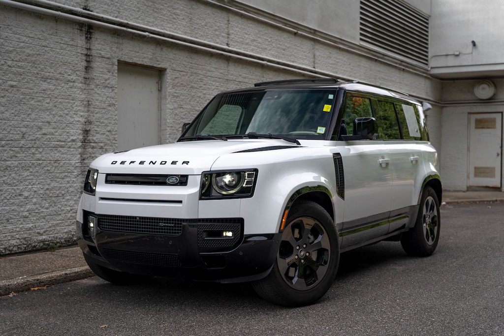 Used 2023 Land Rover Defender 110 X-Dynamic SE SUV