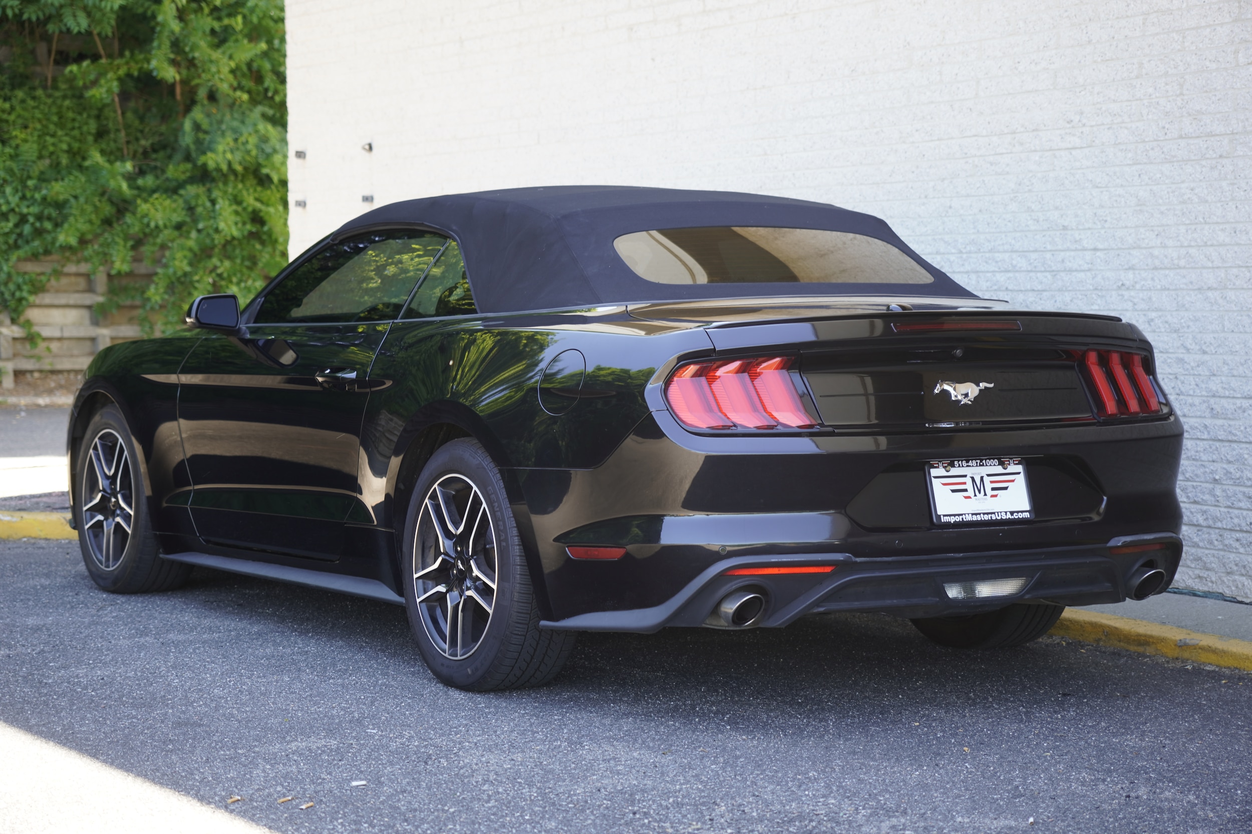 2023 Ford Mustang EcoBoost Premium - Photo 7