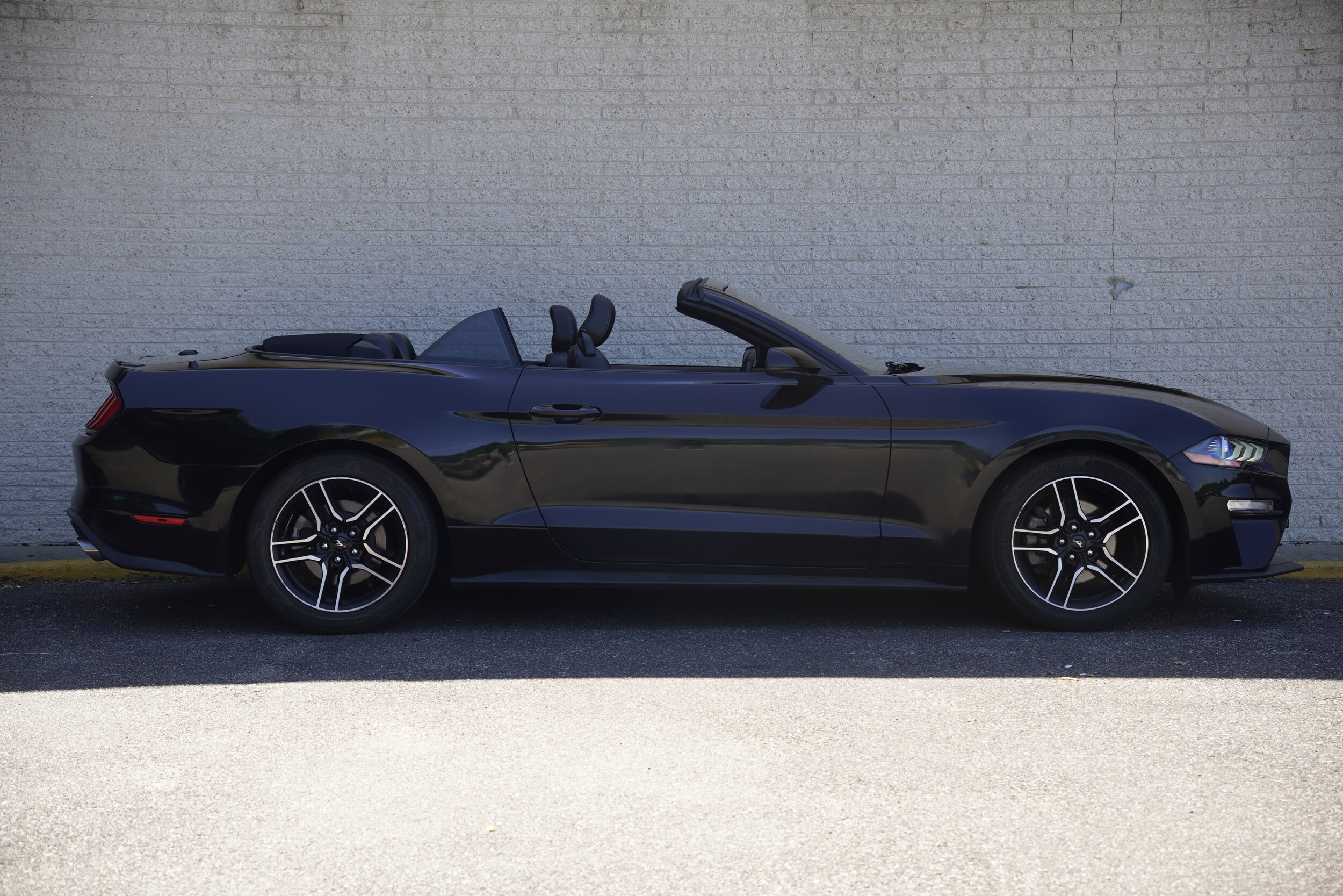 2023 Ford Mustang EcoBoost Premium - Photo 13