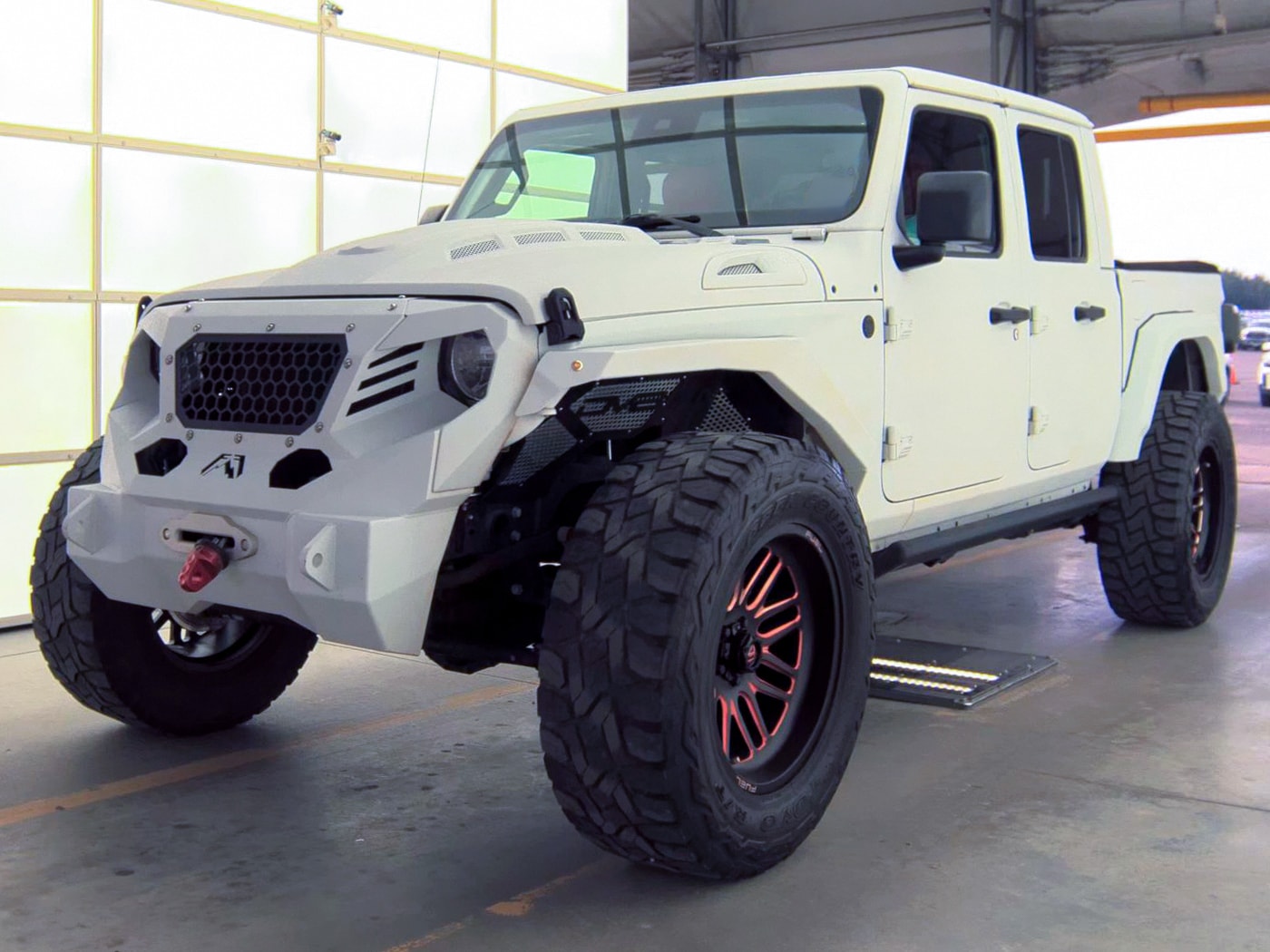 2020 Jeep Gladiator Sport S's photo
