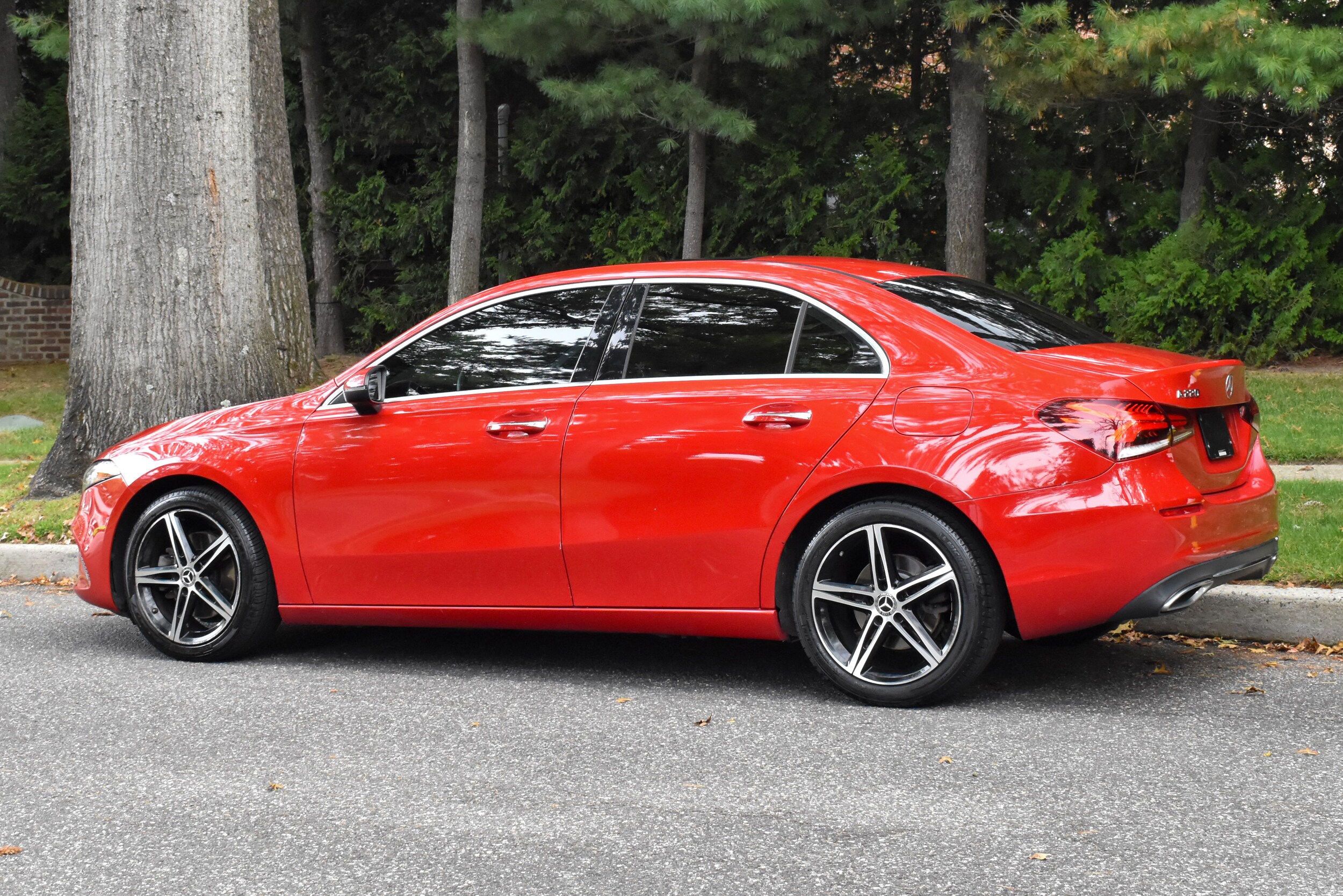 2019 Mercedes Benz A 220 photo 4
