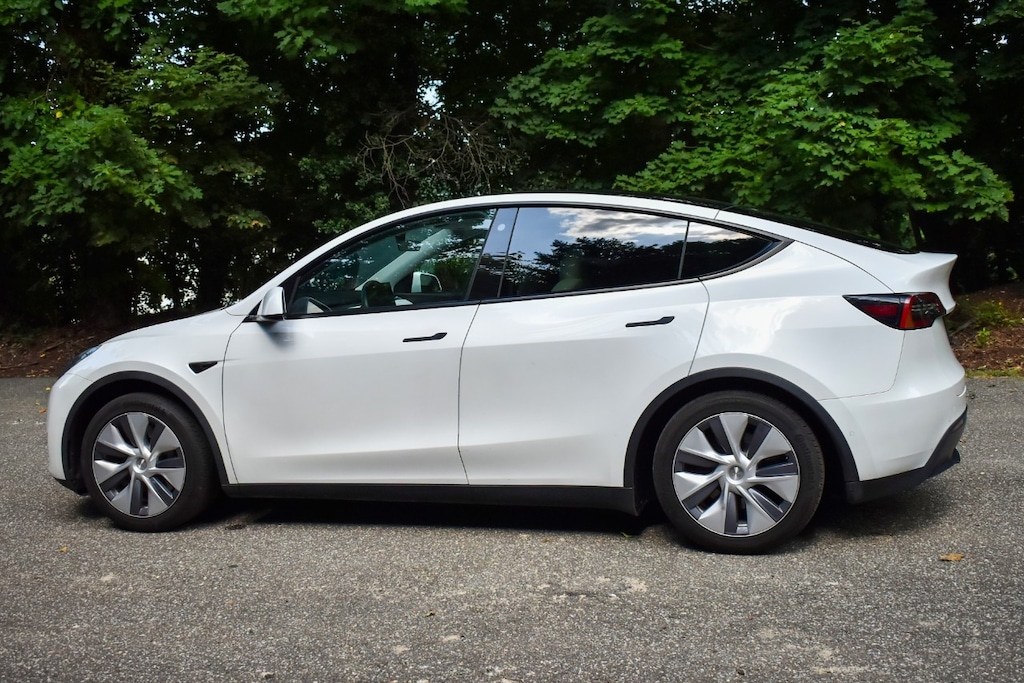 Used 2021 Tesla Model Y Standard Range SUV
