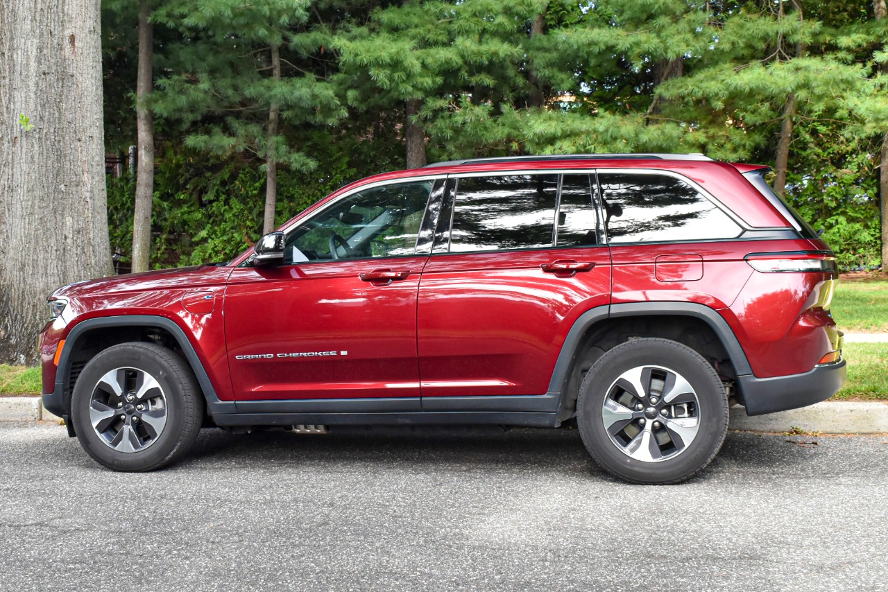 Used 2024 Jeep Grand Cherokee 4xe Base SUV