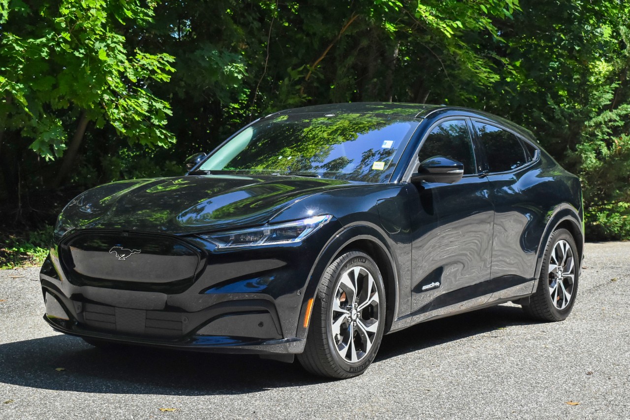 Used 2021 Ford Mustang Mach-E Premium SUV