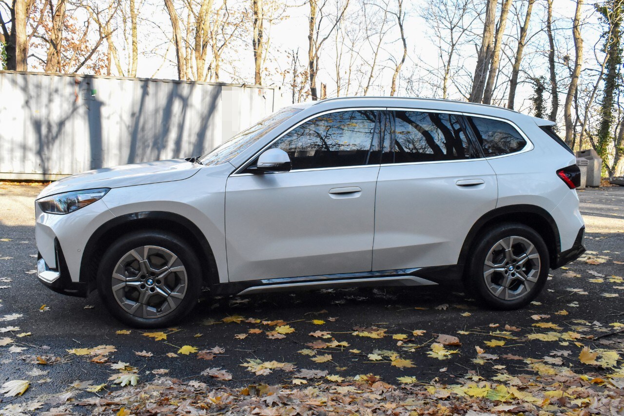 2023 Bmw X1 XDrive28i photo 2