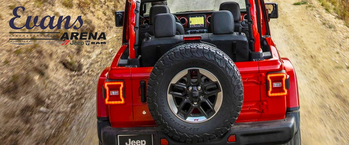 Graphics-Jeep-Wrangler_accesories.jpg