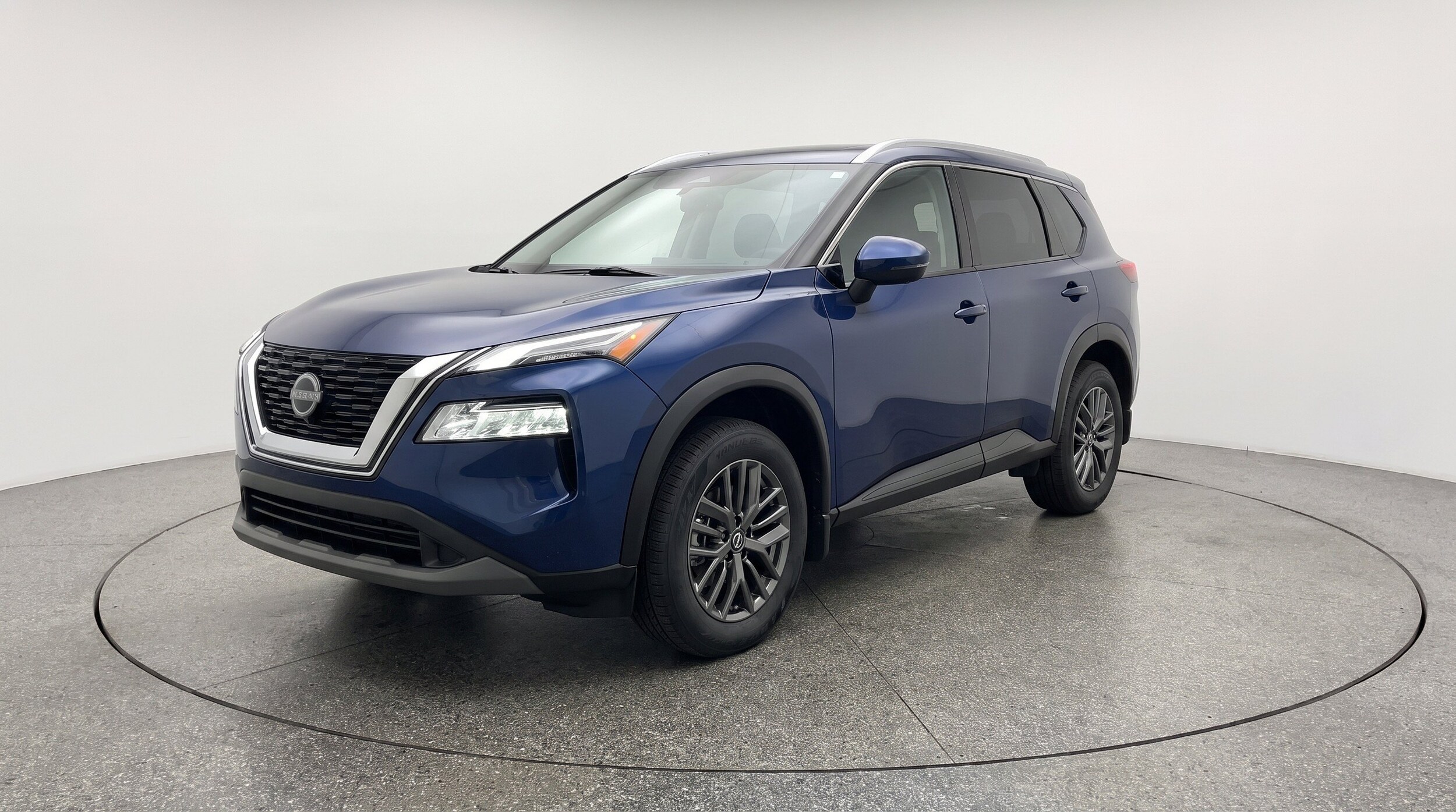 Thumbnail: 2026 Nissan Rogue - 3