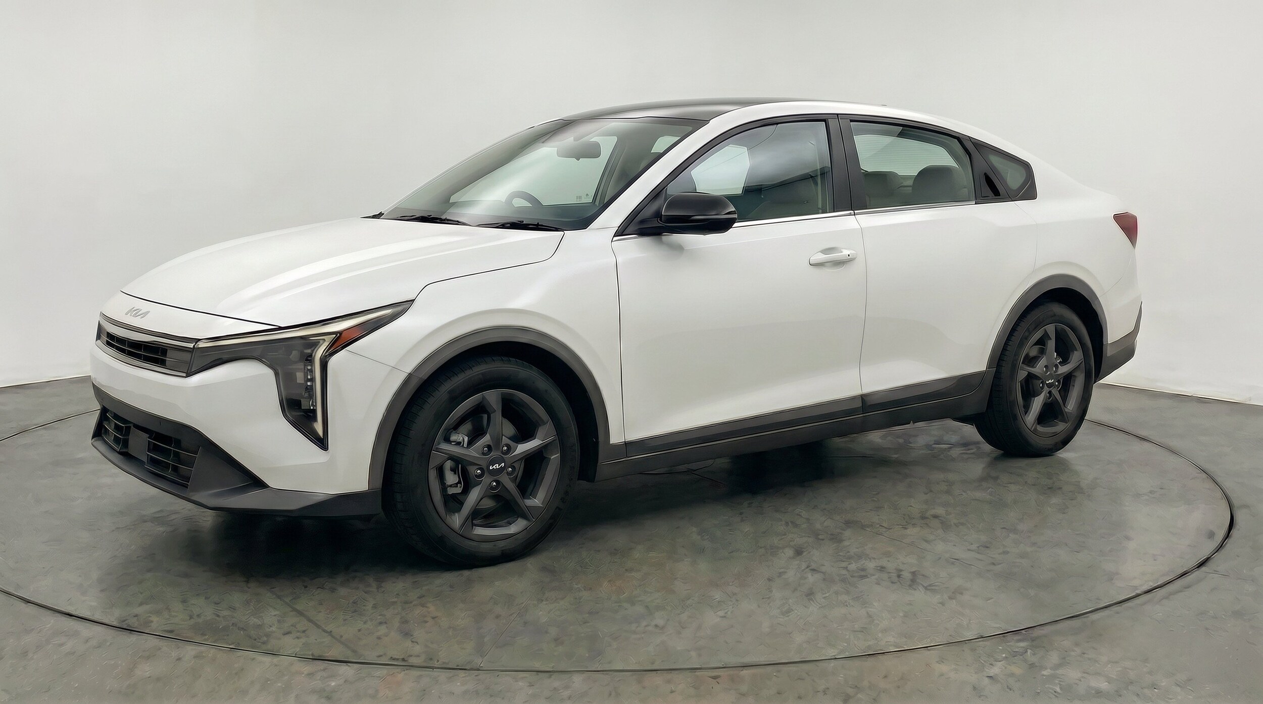 Thumbnail: 2026 Kia K4 - 3