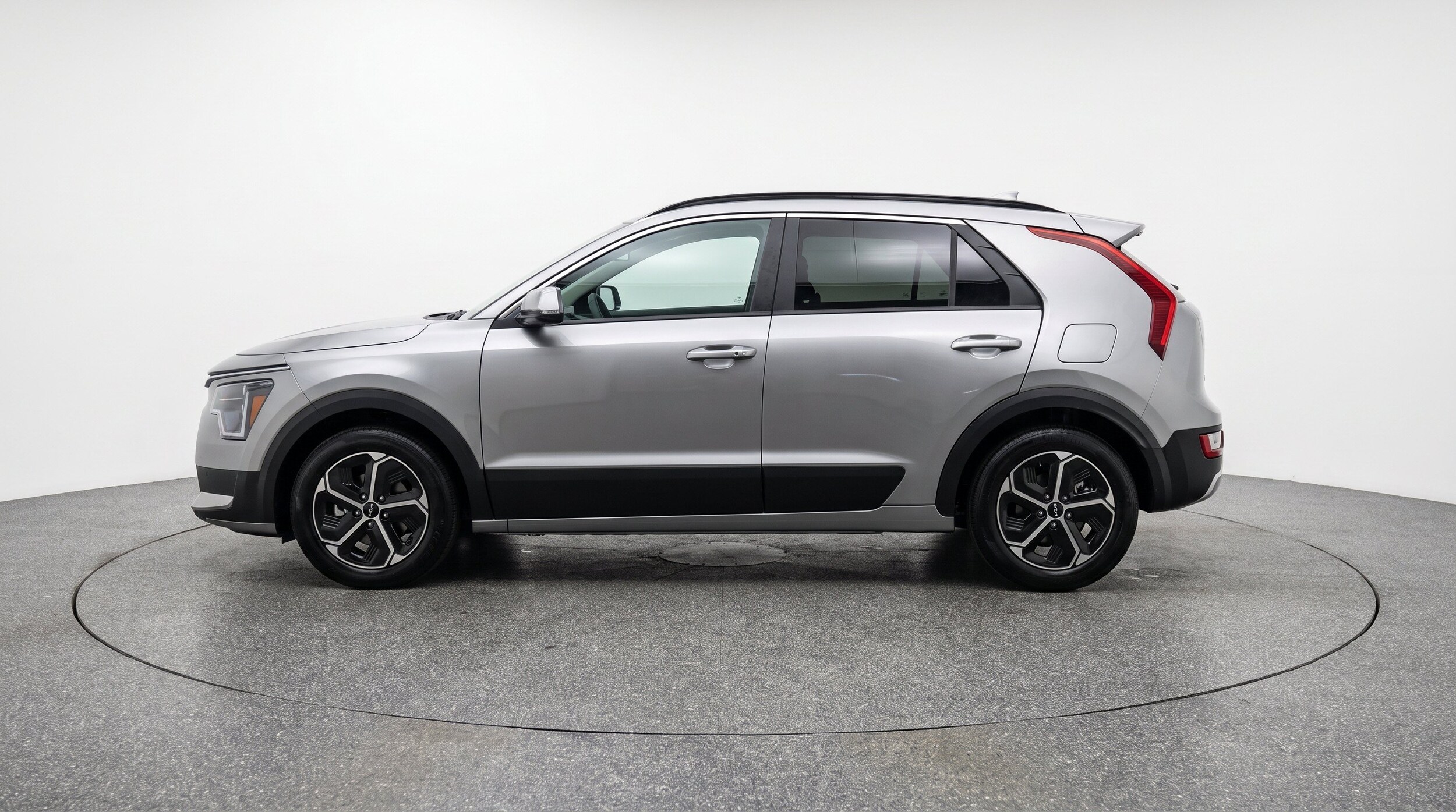 Thumbnail: 2026 Kia Niro - 5