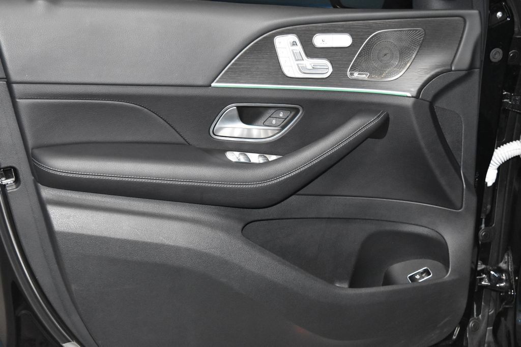 2022 Mercedes Benz GLE 350 4MATIC photo 3