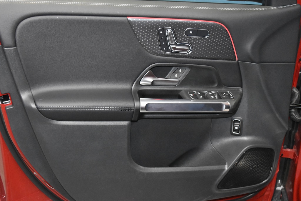 New 2026 Mercedes-Benz GLB 4MATIC SUV