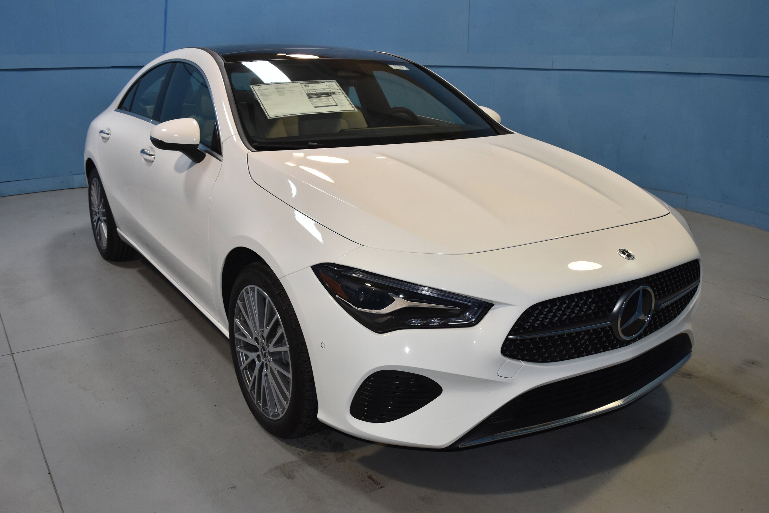 2025 Mercedes Benz CLA 250 4MATIC photo 2