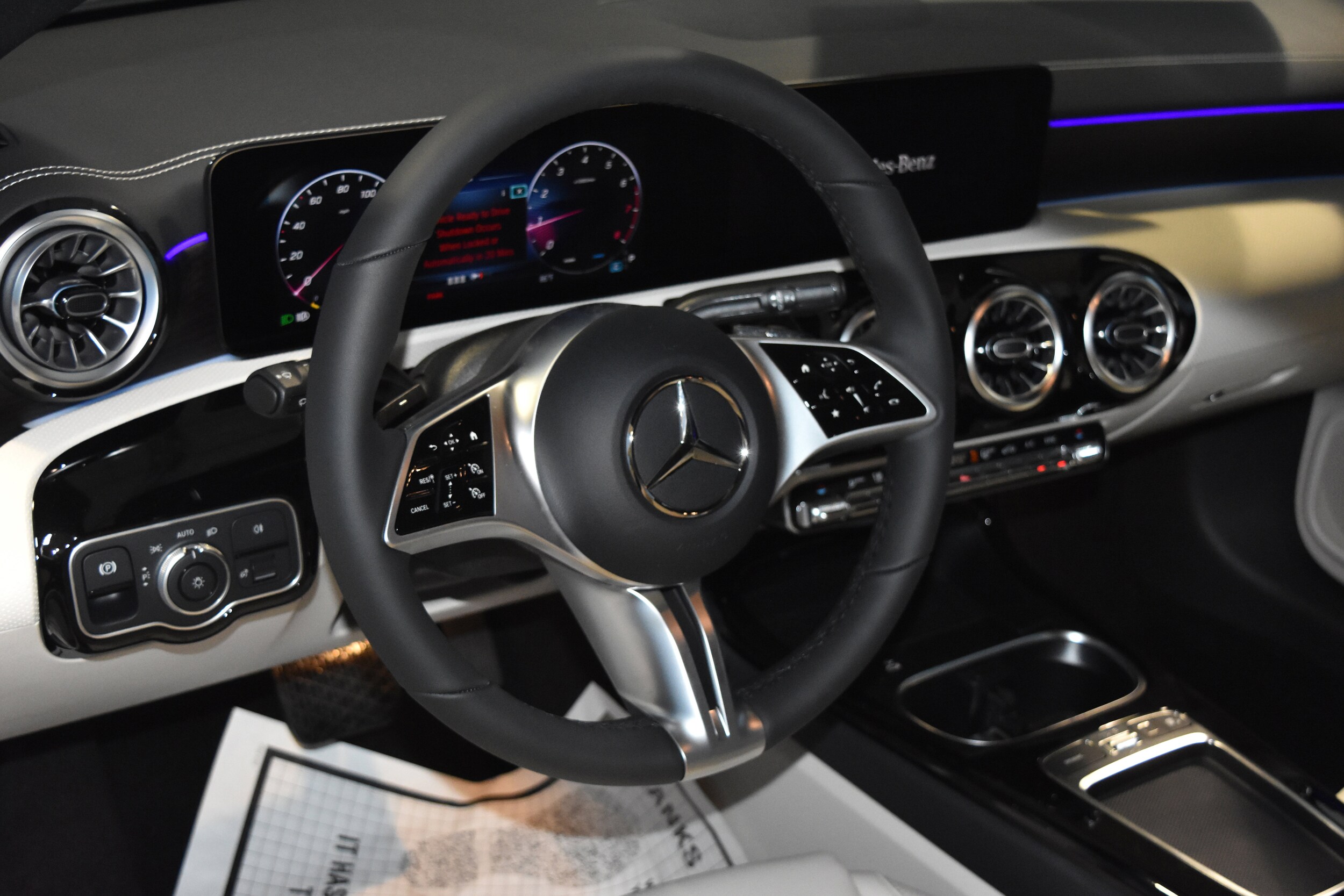 2025 Mercedes Benz CLA 250 4MATIC photo 3