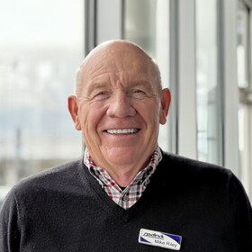 Staff member Mike Riley from ID_f637d68f06ce