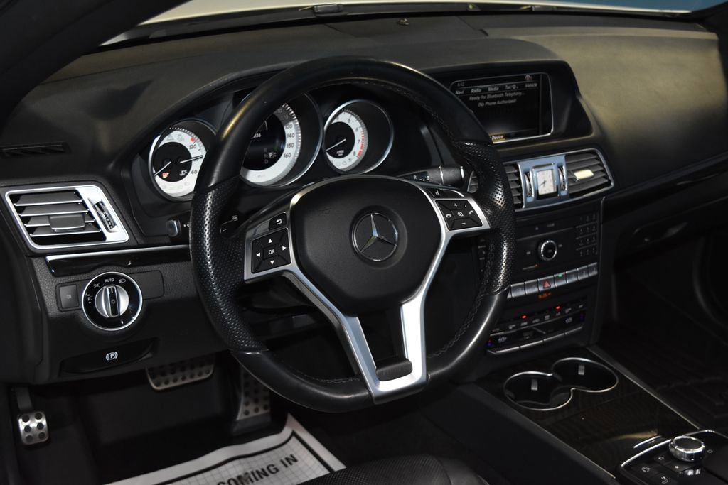 2017 Mercedes Benz E 400 Cabriolet photo 2