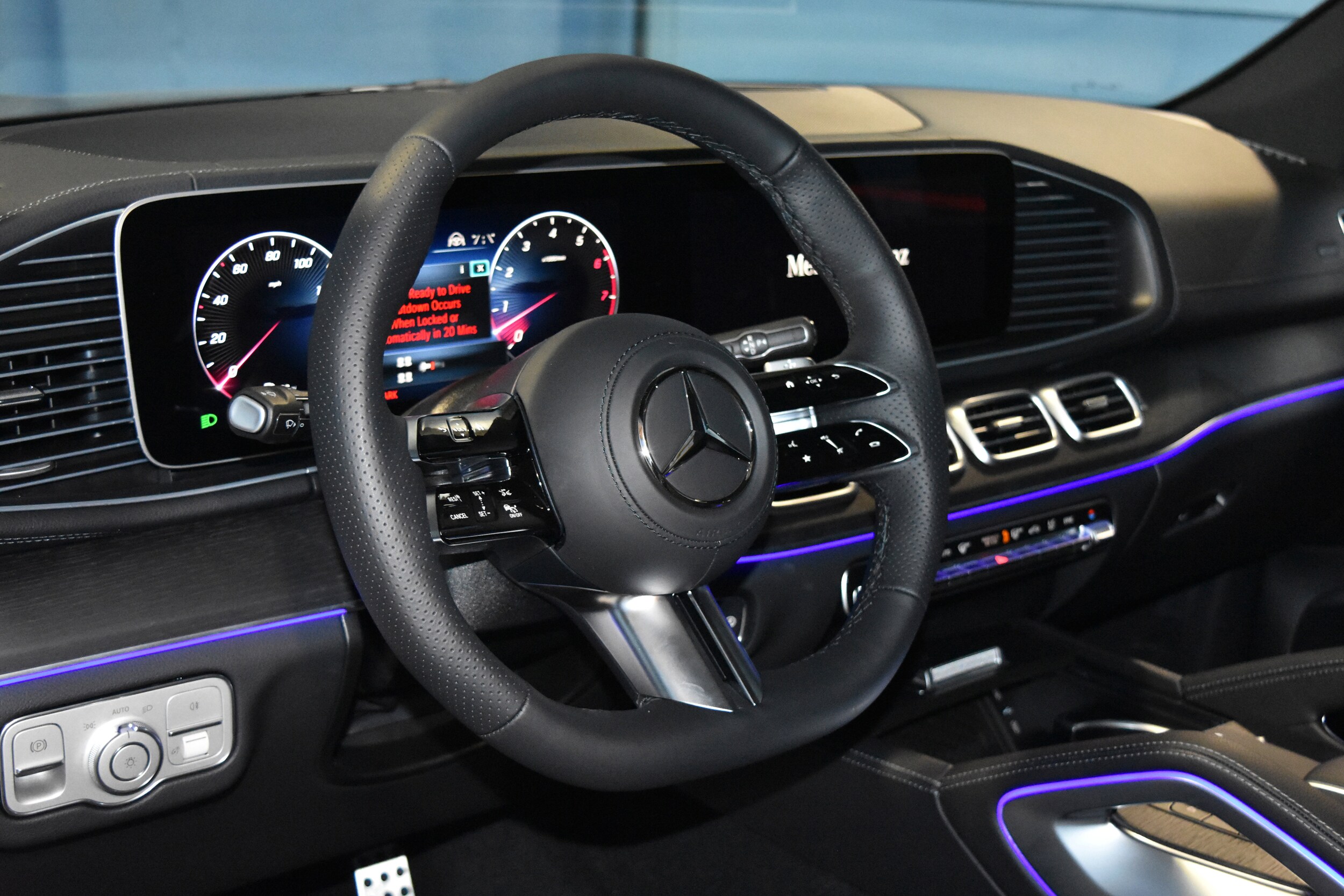 2026 Mercedes Benz GLS 450 4MATIC photo 3