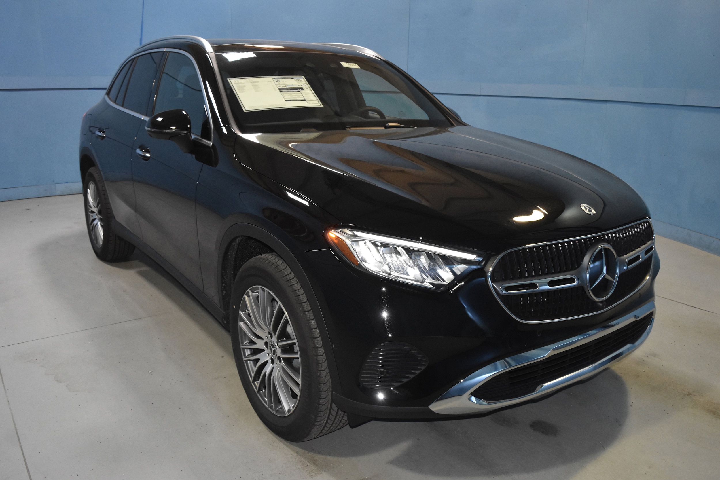 2026 Mercedes-Benz GLC GLC 300 4MATIC's photo