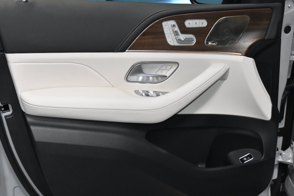 New 2026 Mercedes-Benz GLS 4MATIC SUV
