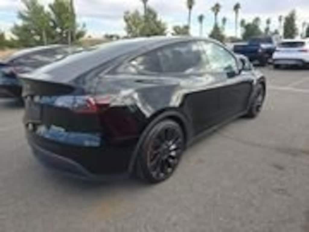 Used 2022 Tesla Model Y Performance SUV