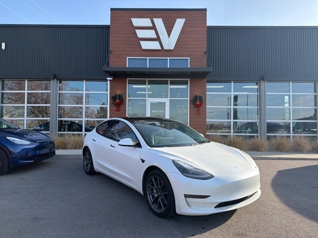 2021 Tesla Model 3 Base's photo