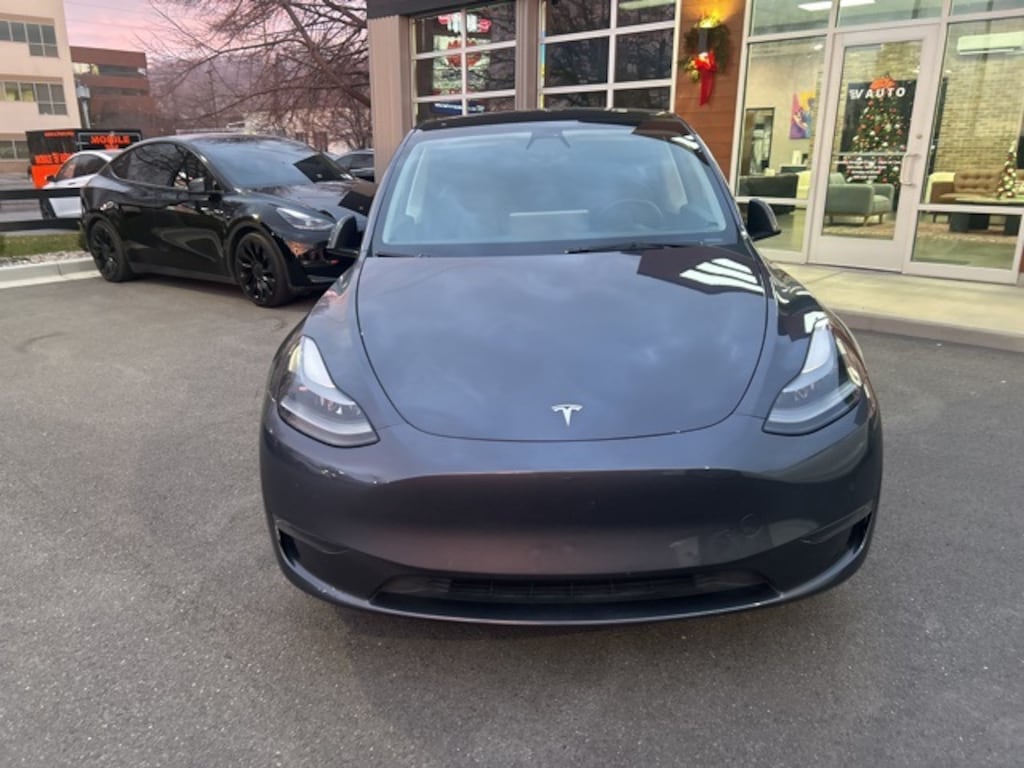 Used 2022 Tesla Model Y Performance SUV