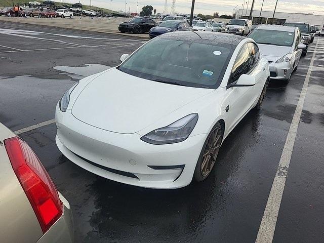 2022 Tesla Model 3 Performance's photo