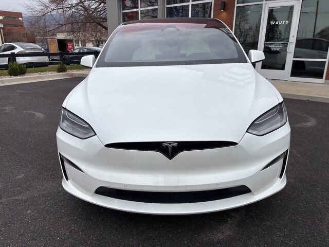 2022 Tesla Model X Plaid photo 2