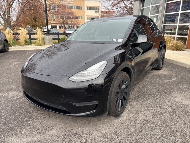2023 Tesla Model Y Long Range photo 3