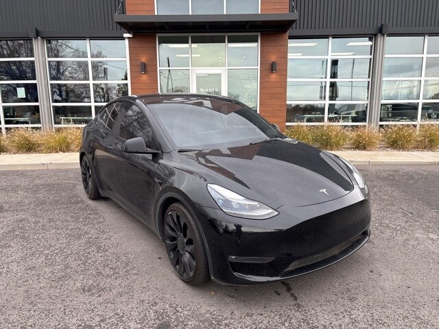 2023 Tesla Model Y Performance photo 2