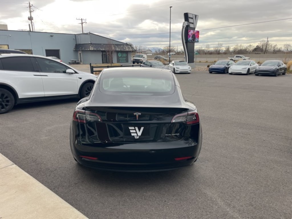 Used 2018 Tesla Model 3 Long Range Sedan