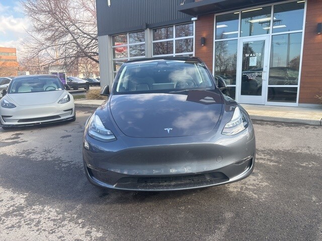 2023 Tesla Model Y Long Range photo 3