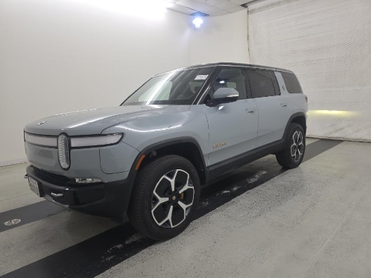 2024 Rivian R1S Adventure