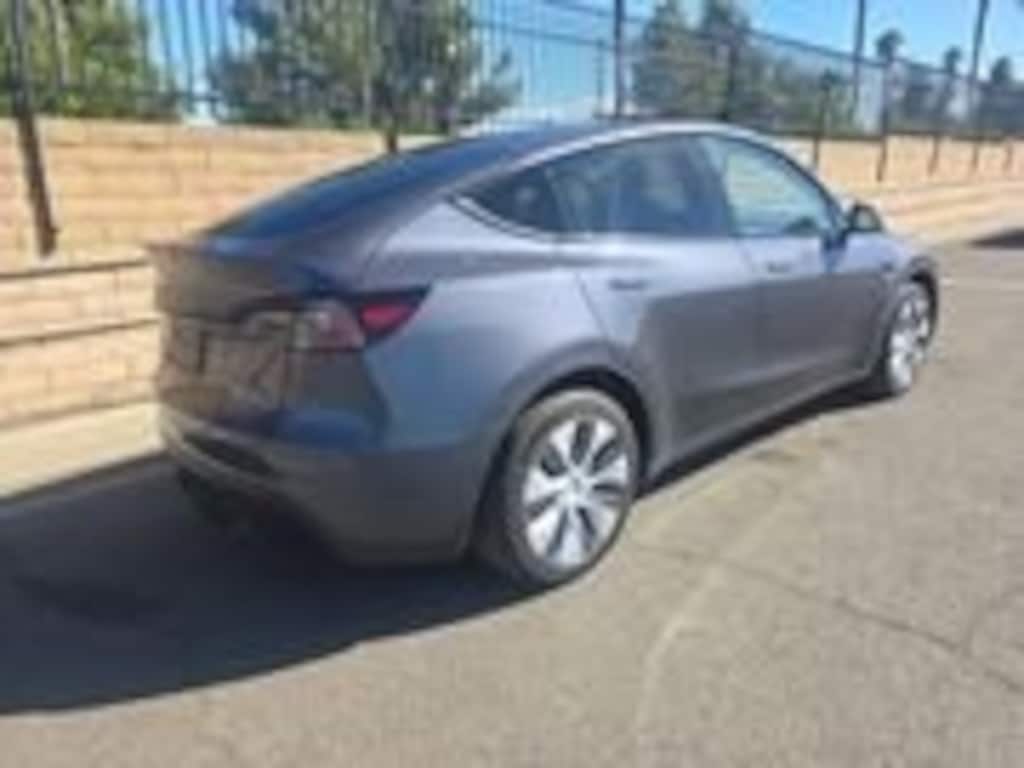 Used 2023 Tesla Model Y Long Range SUV
