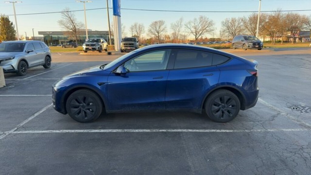 Used 2025 Tesla Model Y Long Range SUV