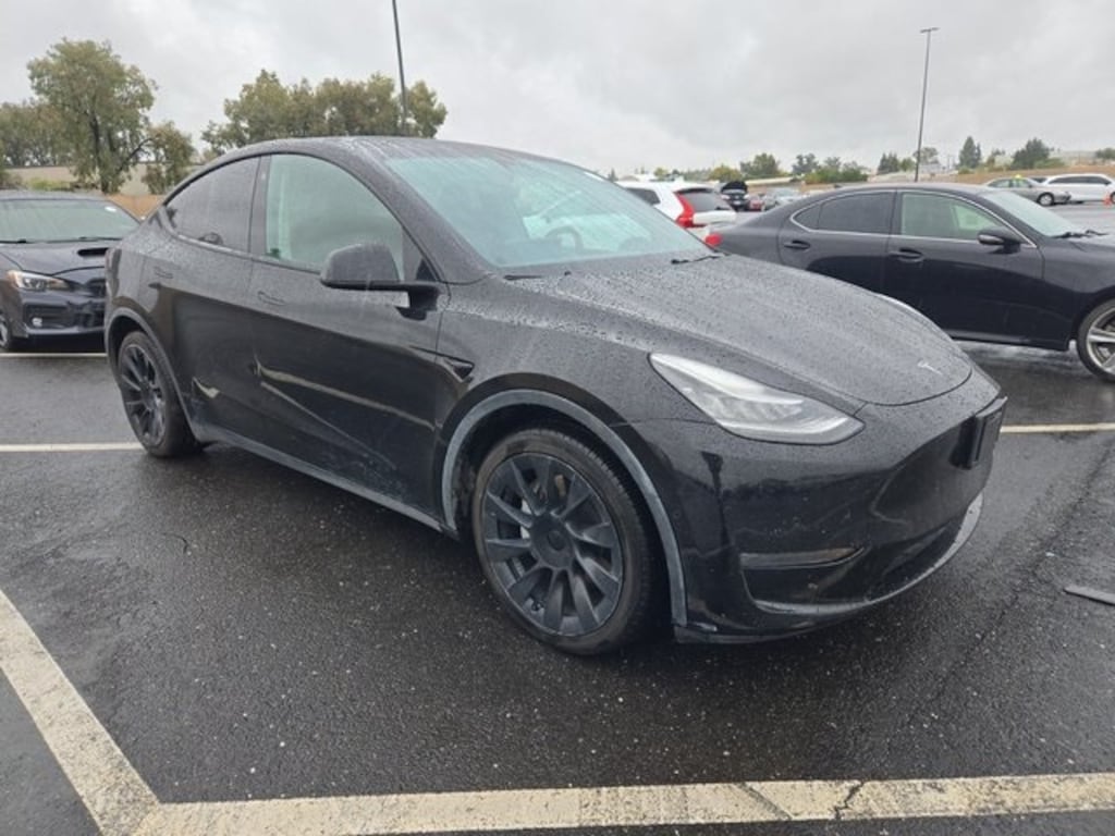 Used 2021 Tesla Model Y Long Range SUV