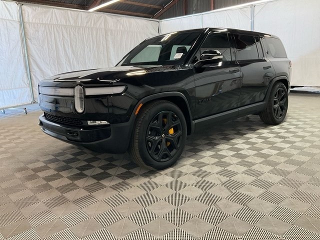 2023 Rivian R1S Adventure's photo