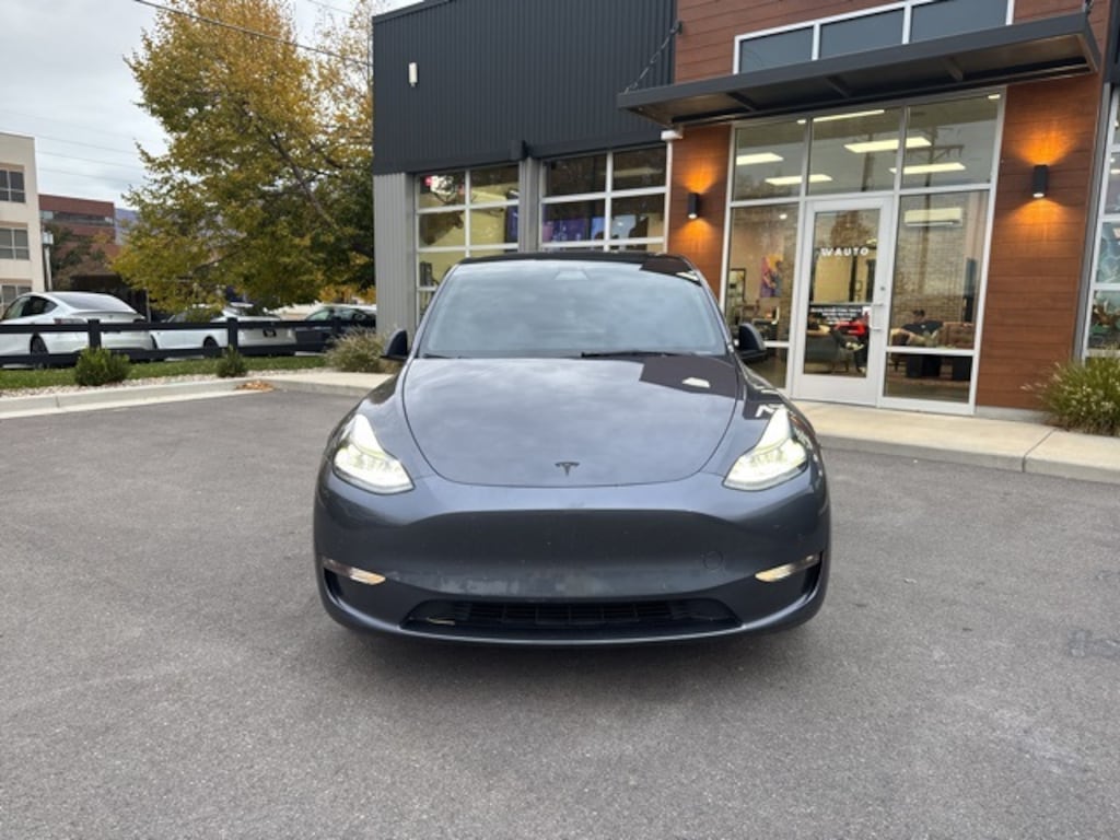 Used 2022 Tesla Model Y Performance SUV