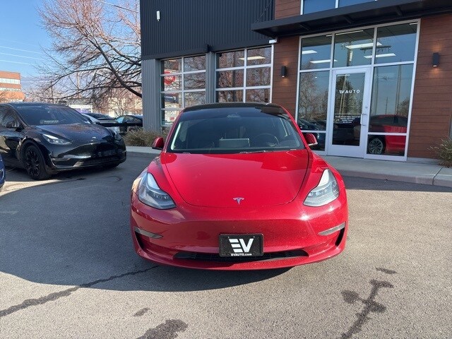 2022 Tesla Model 3 Long Range photo 3