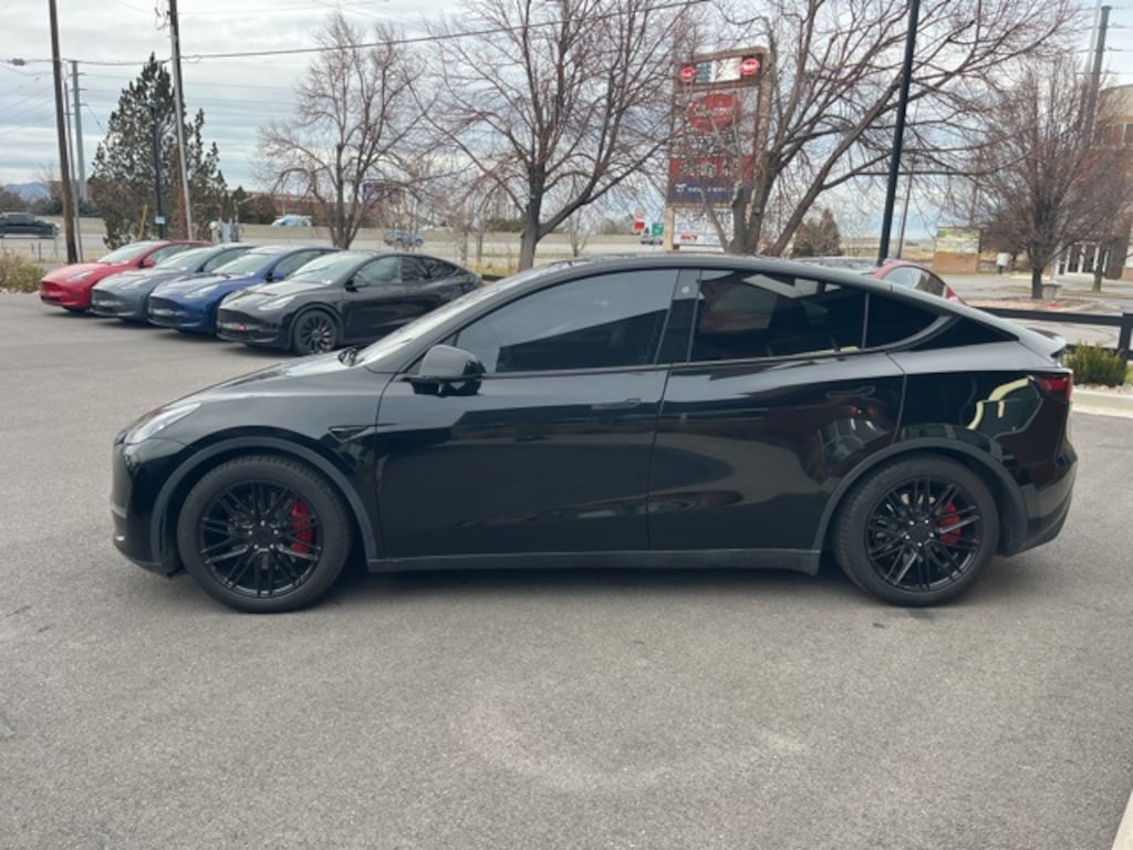 Used 2023 Tesla Model Y Performance SUV