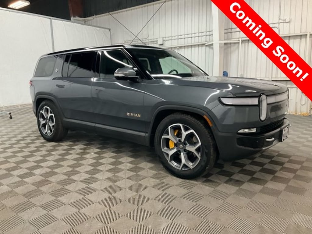 Used 2024 Rivian R1S Adventure SUV